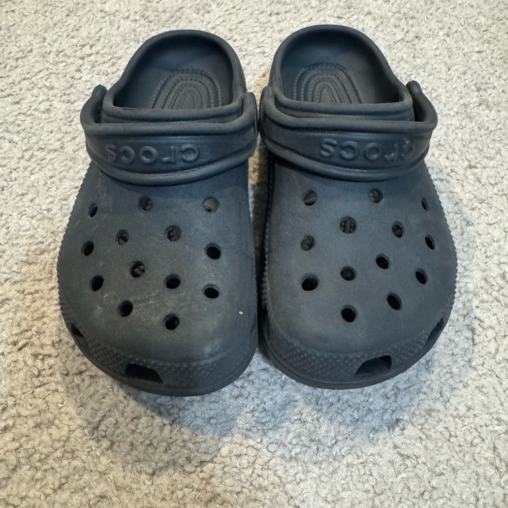 CROCS Kids Dark Gray Slippers